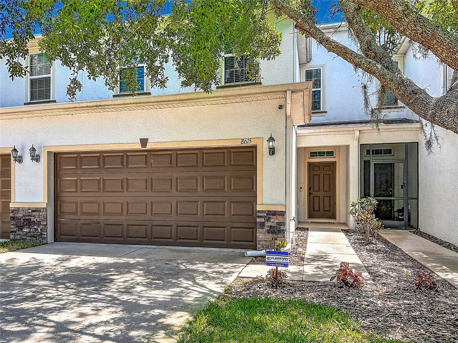 8615 ANDALUCIA FIELD DR, TAMPA, FL, 33637