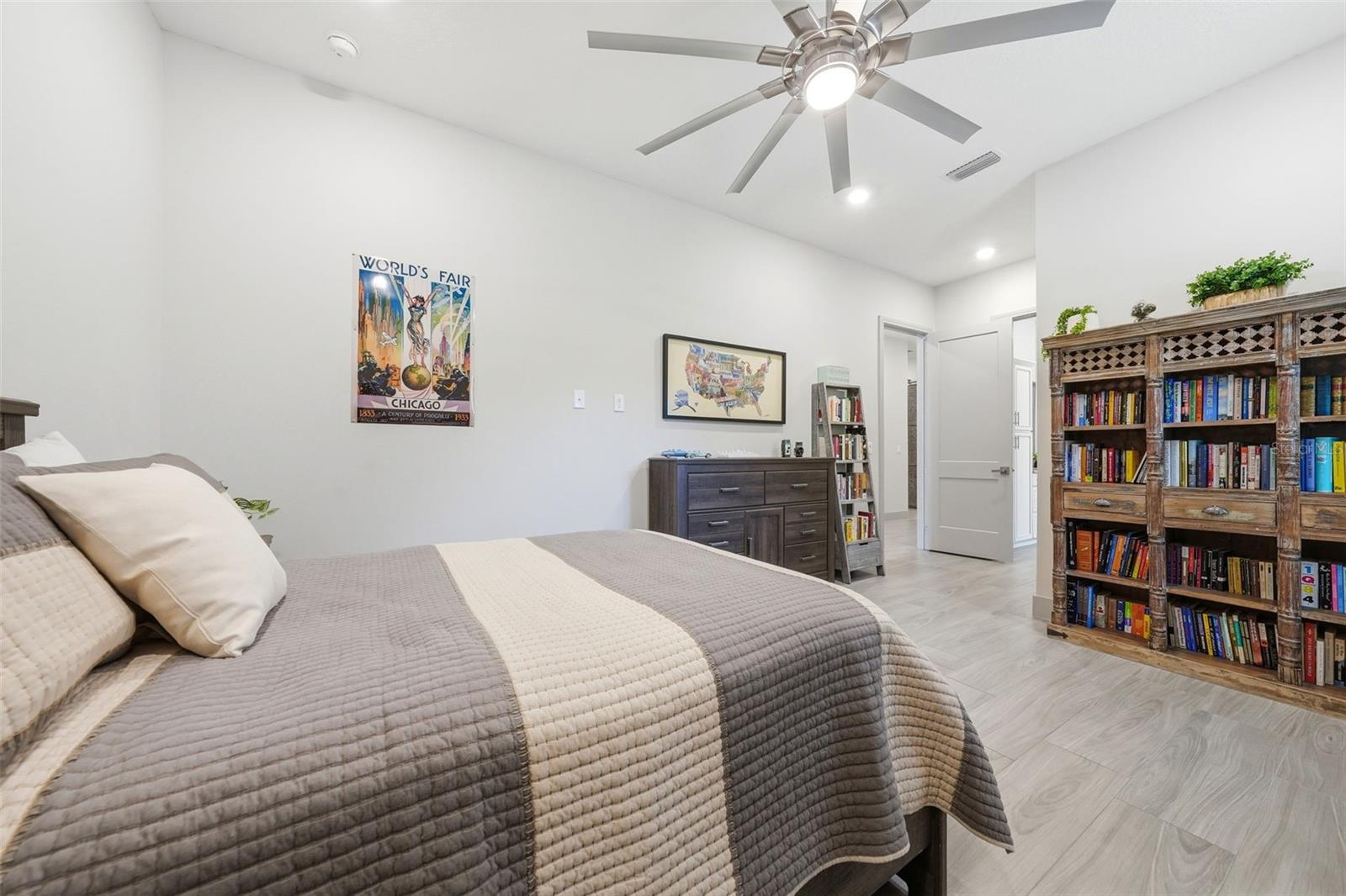 14112 OAKWOOD COVE LN, ORLANDO, FL, 32832