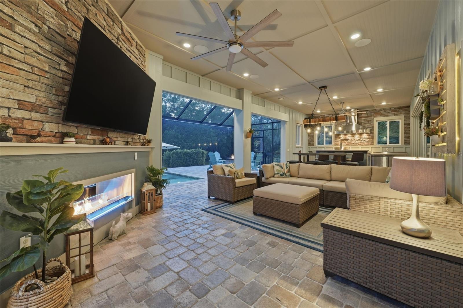 14112 OAKWOOD COVE LN, ORLANDO, FL, 32832