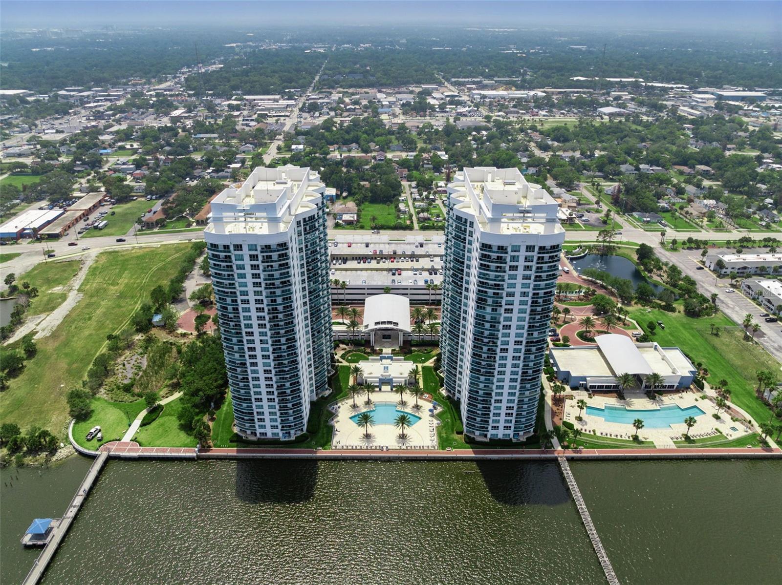 231 RIVERSIDE DR #702-1, HOLLY HILL, FL, 32117