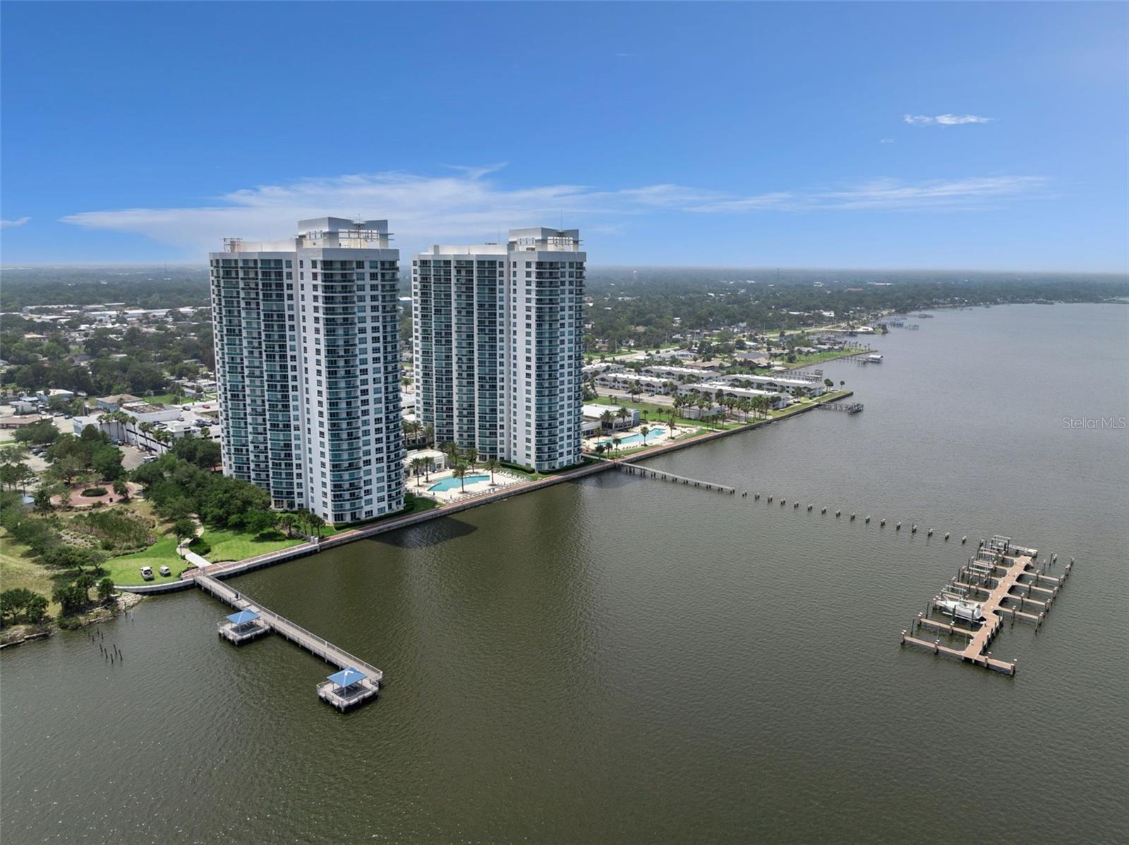 231 RIVERSIDE DR #702-1, HOLLY HILL, FL, 32117