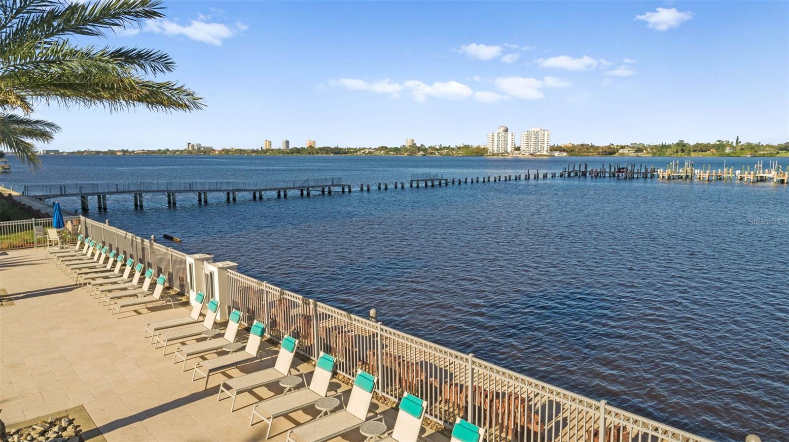 231 RIVERSIDE DR #702-1, HOLLY HILL, FL, 32117