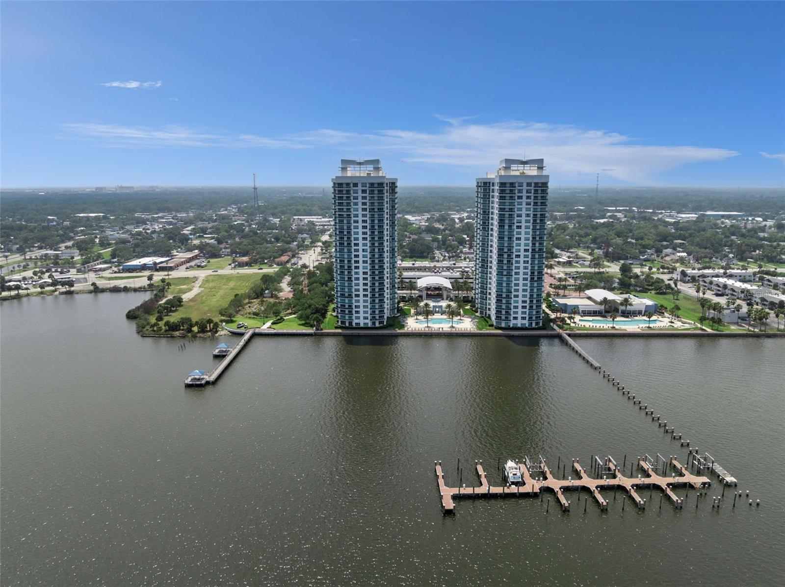 231 RIVERSIDE DR #702-1, HOLLY HILL, FL, 32117