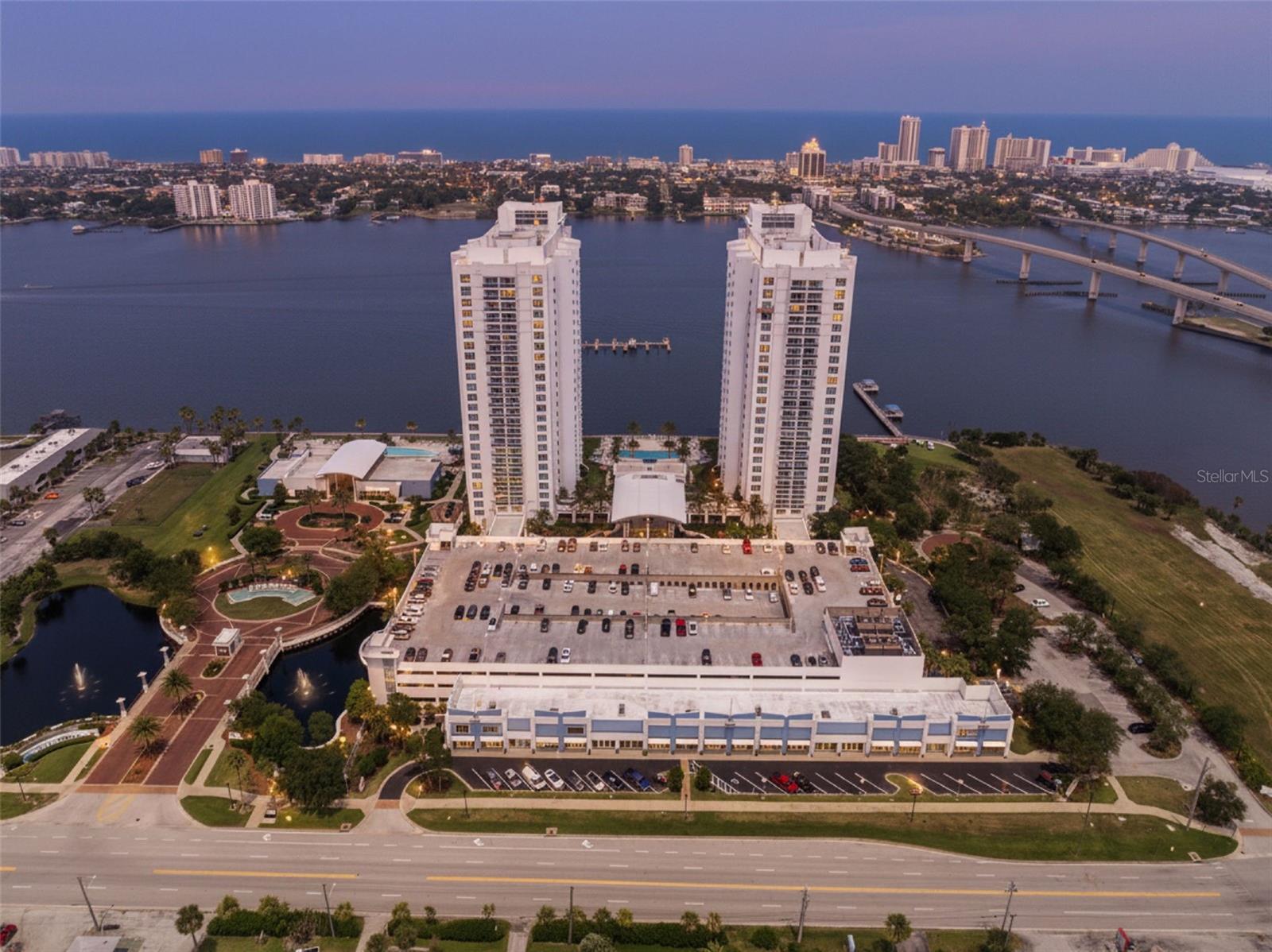 231 RIVERSIDE DR #702-1, HOLLY HILL, FL, 32117
