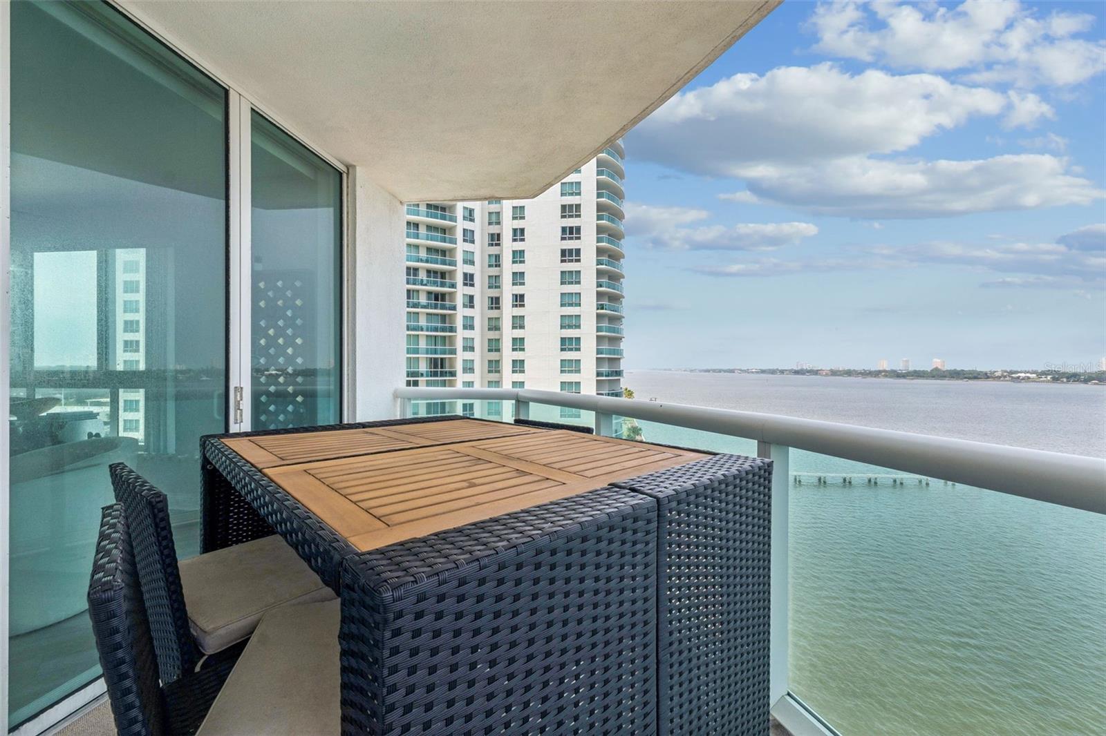 231 RIVERSIDE DR #702-1, HOLLY HILL, FL, 32117