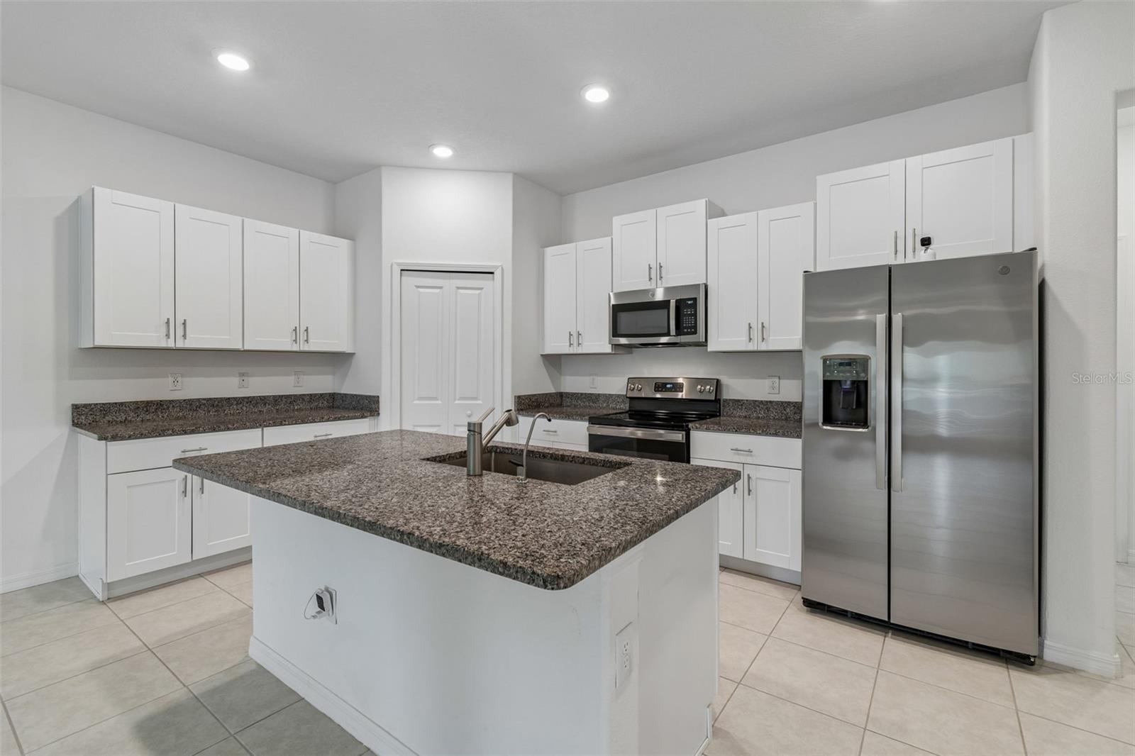 4436 TUSCAN LOON DR, TAMPA, FL, 33619