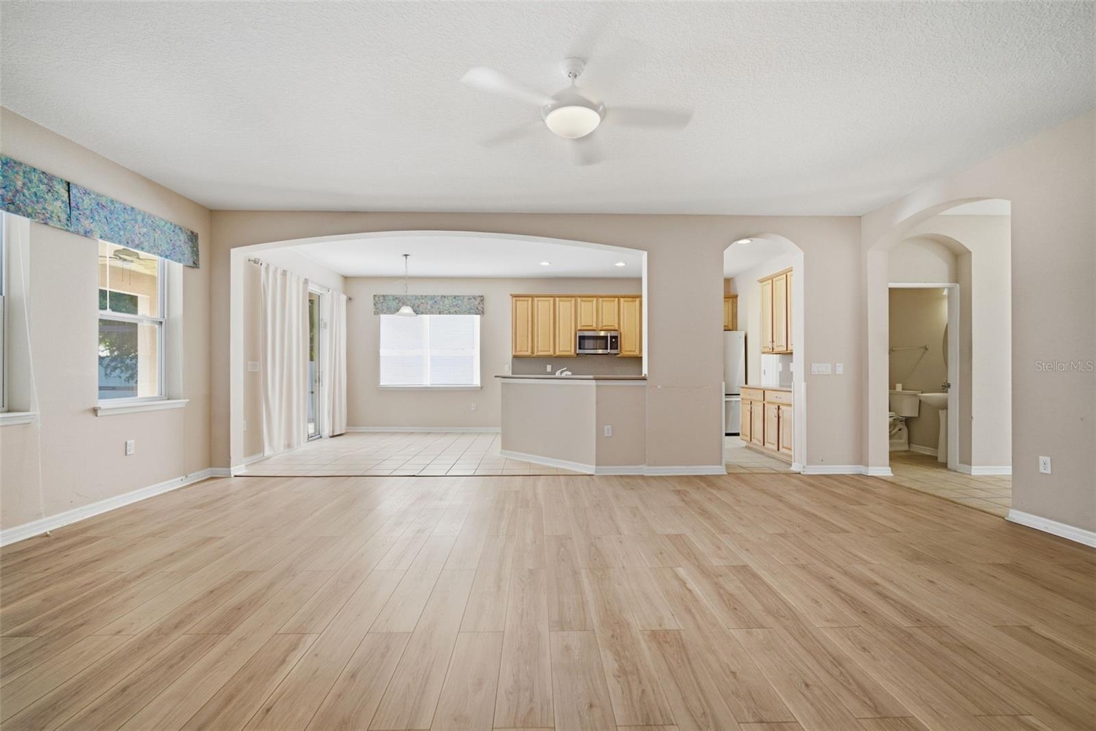 1520 RHODESWELL LN, DOVER, FL, 33527