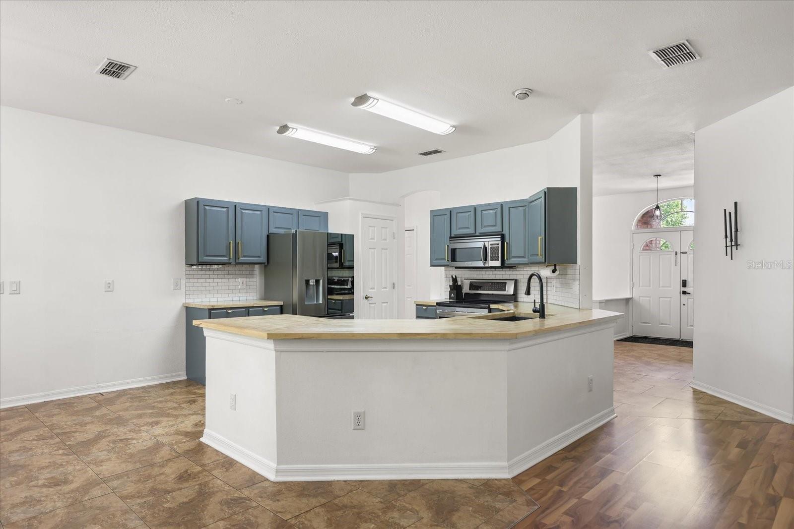 16214 ARROWHEAD TRL, CLERMONT, FL, 34711
