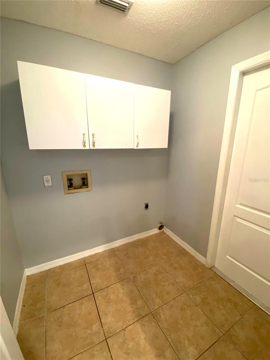 100 WOOD HAVEN DR, PALM COAST, FL, 32137