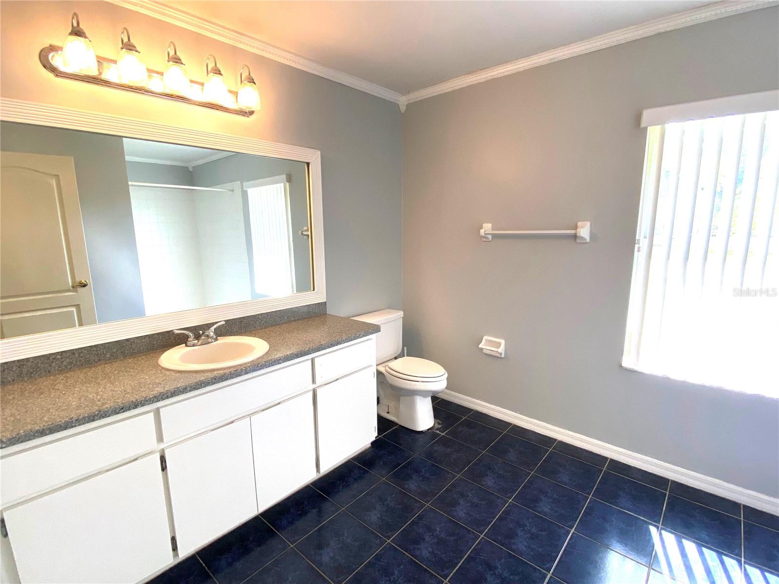 100 WOOD HAVEN DR, PALM COAST, FL, 32137