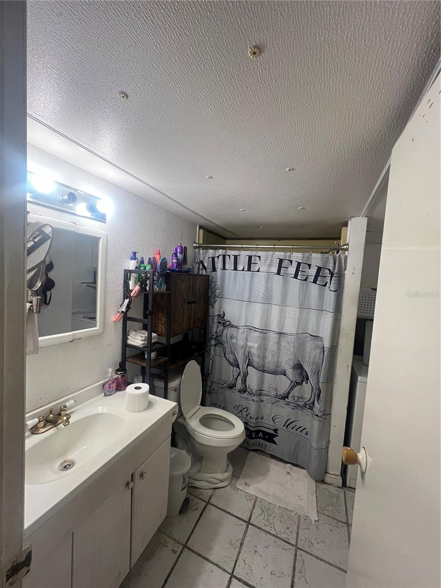 4021 LOWELL LN, ZEPHYRHILLS, FL, 33541