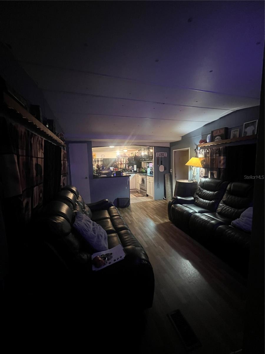 4021 LOWELL LN, ZEPHYRHILLS, FL, 33541