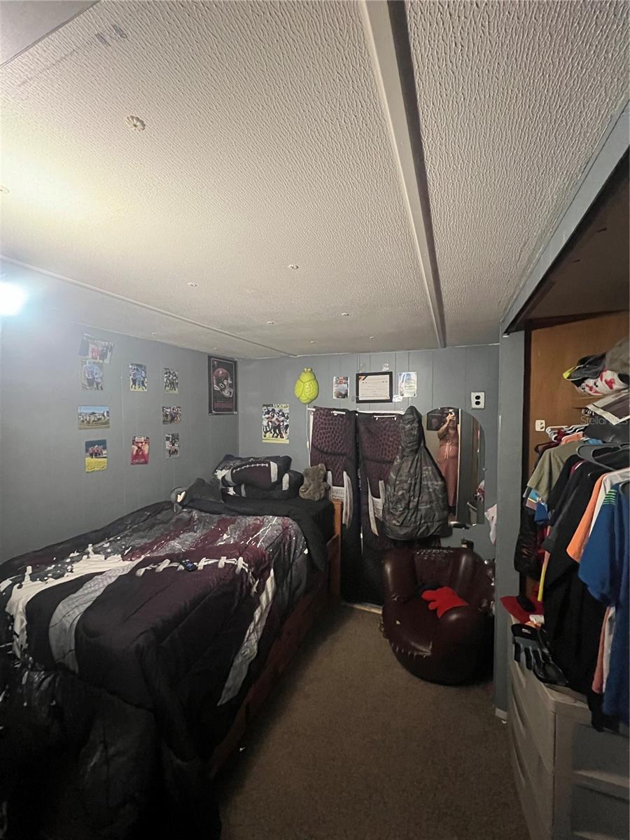 4021 LOWELL LN, ZEPHYRHILLS, FL, 33541
