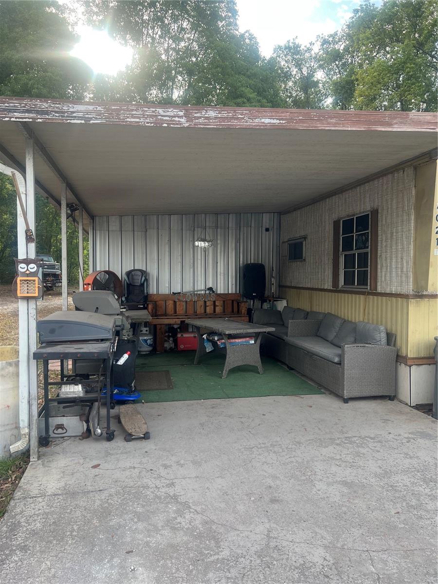 4021 LOWELL LN, ZEPHYRHILLS, FL, 33541