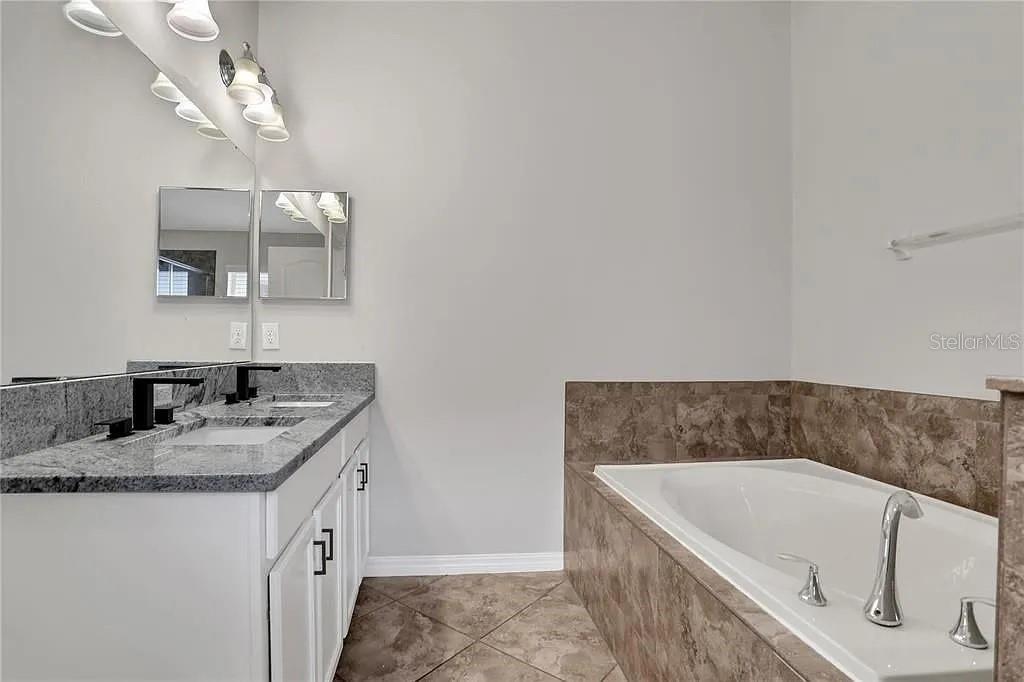 4908 HAVILLAND DR, MOUNT DORA, FL, 32757