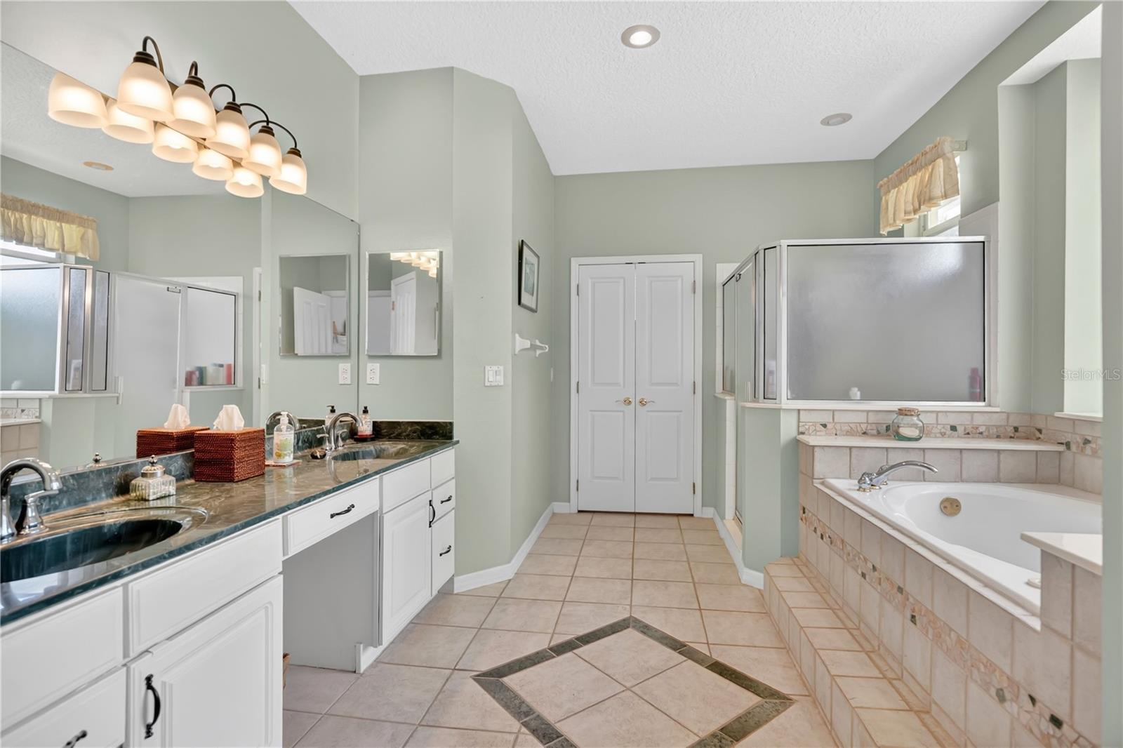 5237 CHISWICK CIR, BELLE ISLE, FL, 32812