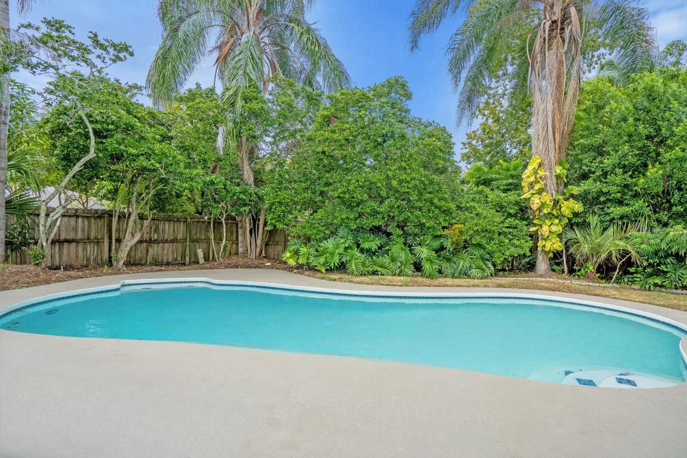 8241 CARAWAY DR, ORLANDO, FL, 32819