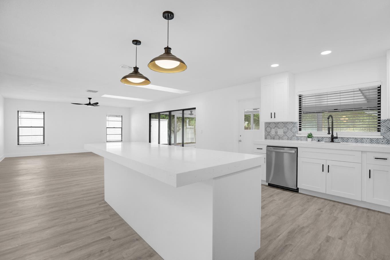 8241 CARAWAY DR, ORLANDO, FL, 32819