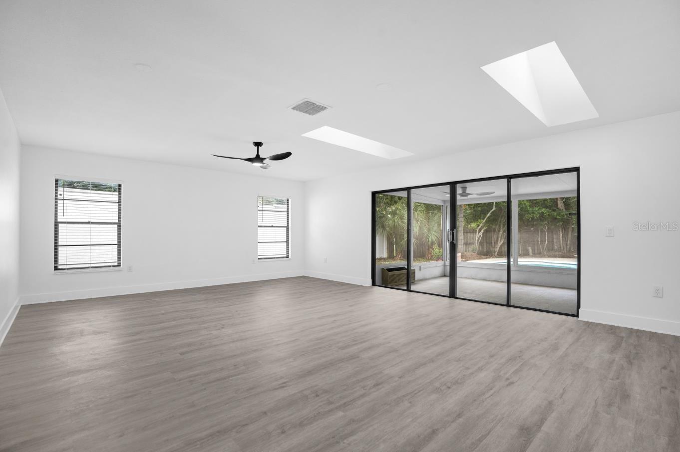 8241 CARAWAY DR, ORLANDO, FL, 32819