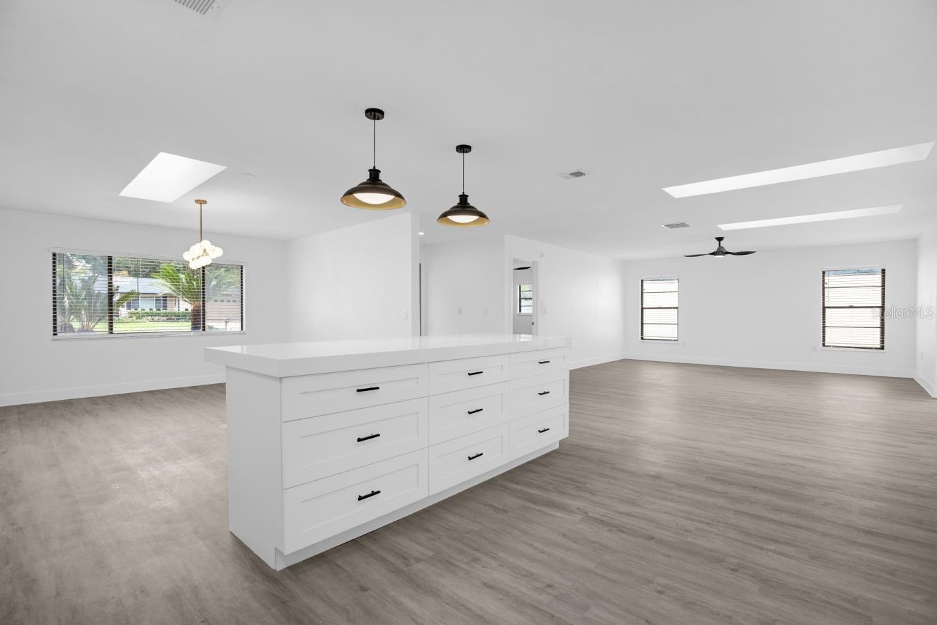 8241 CARAWAY DR, ORLANDO, FL, 32819