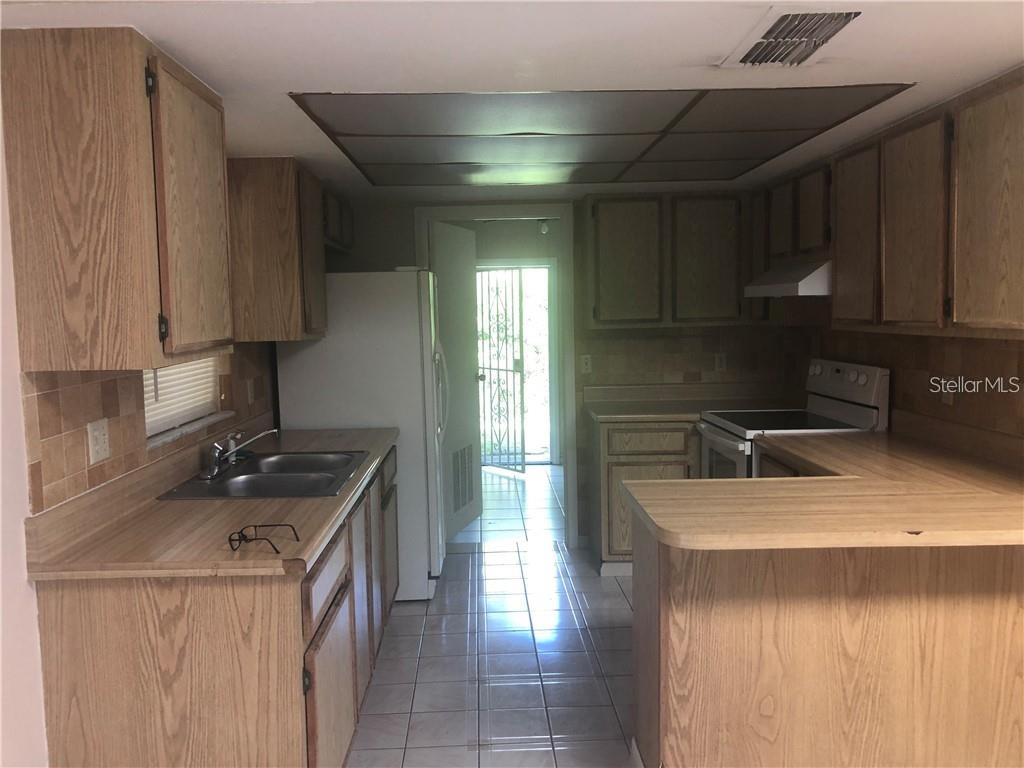 12106 CLUB WOODS DR, ORLANDO, FL, 32824