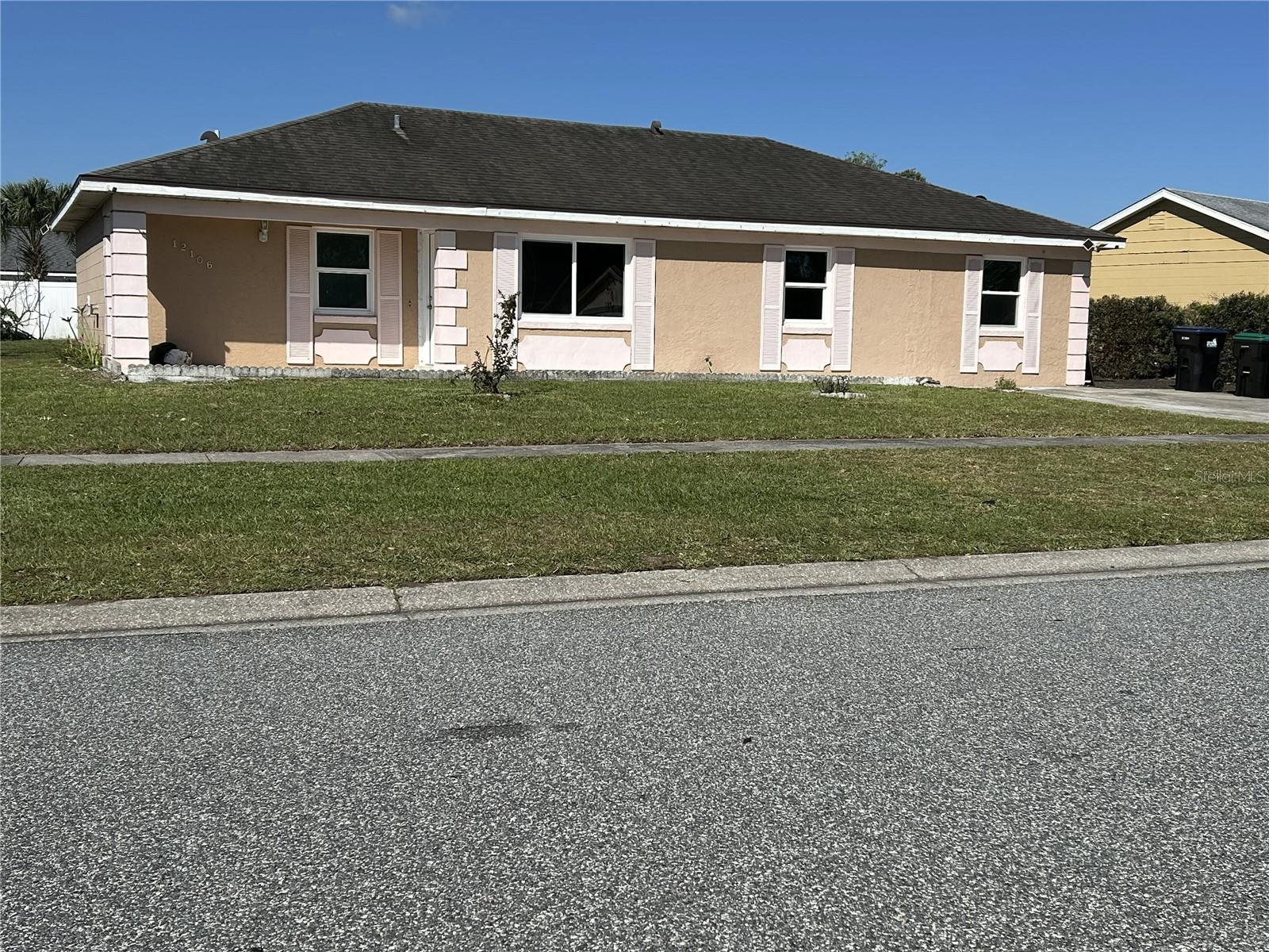 12106 CLUB WOODS DR, ORLANDO, FL, 32824