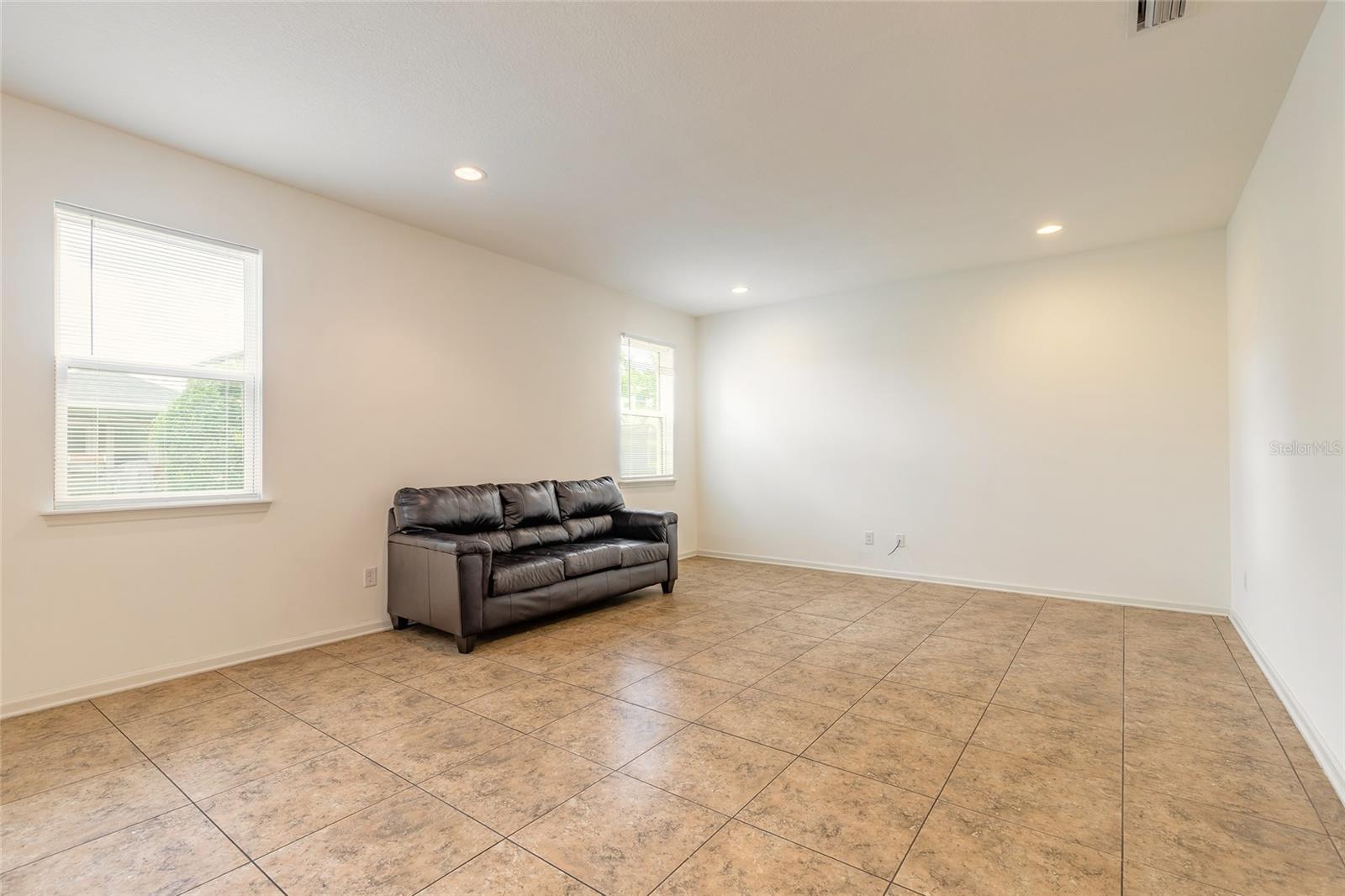 113 GLENEAGLE GRANDE DR, DAYTONA BEACH, FL, 32124