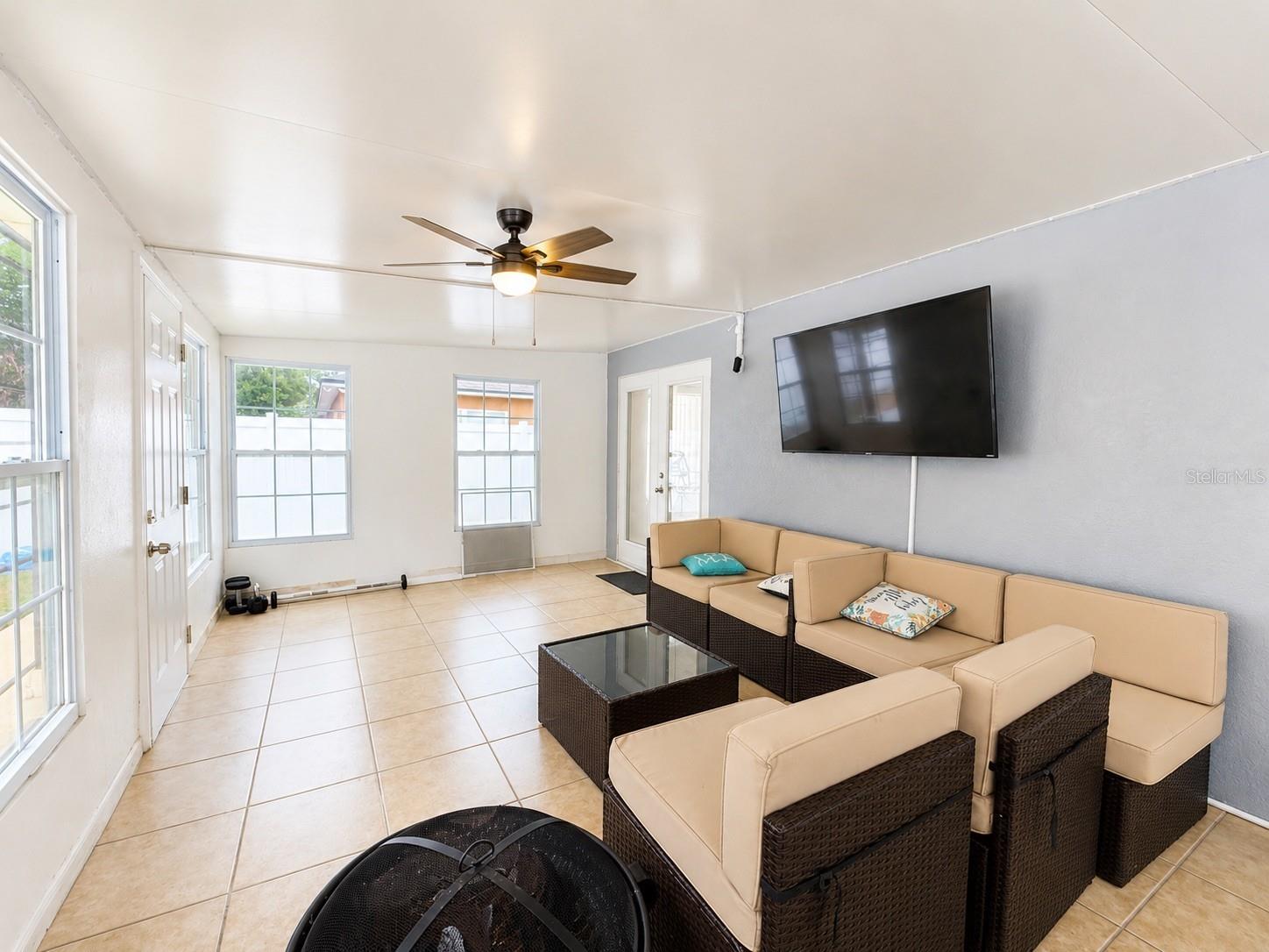 2221 PARIA LN, KISSIMMEE, FL, 34758
