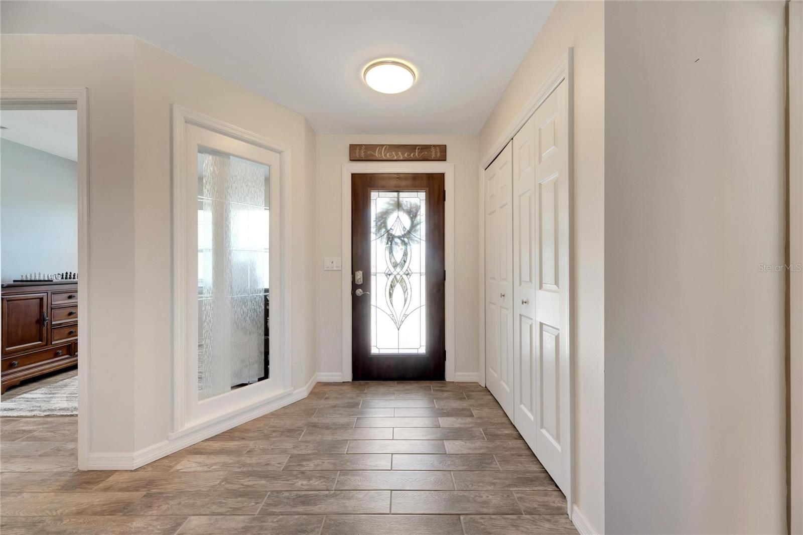 2002 E VIEW DR, SUN CITY CENTER, FL, 33573
