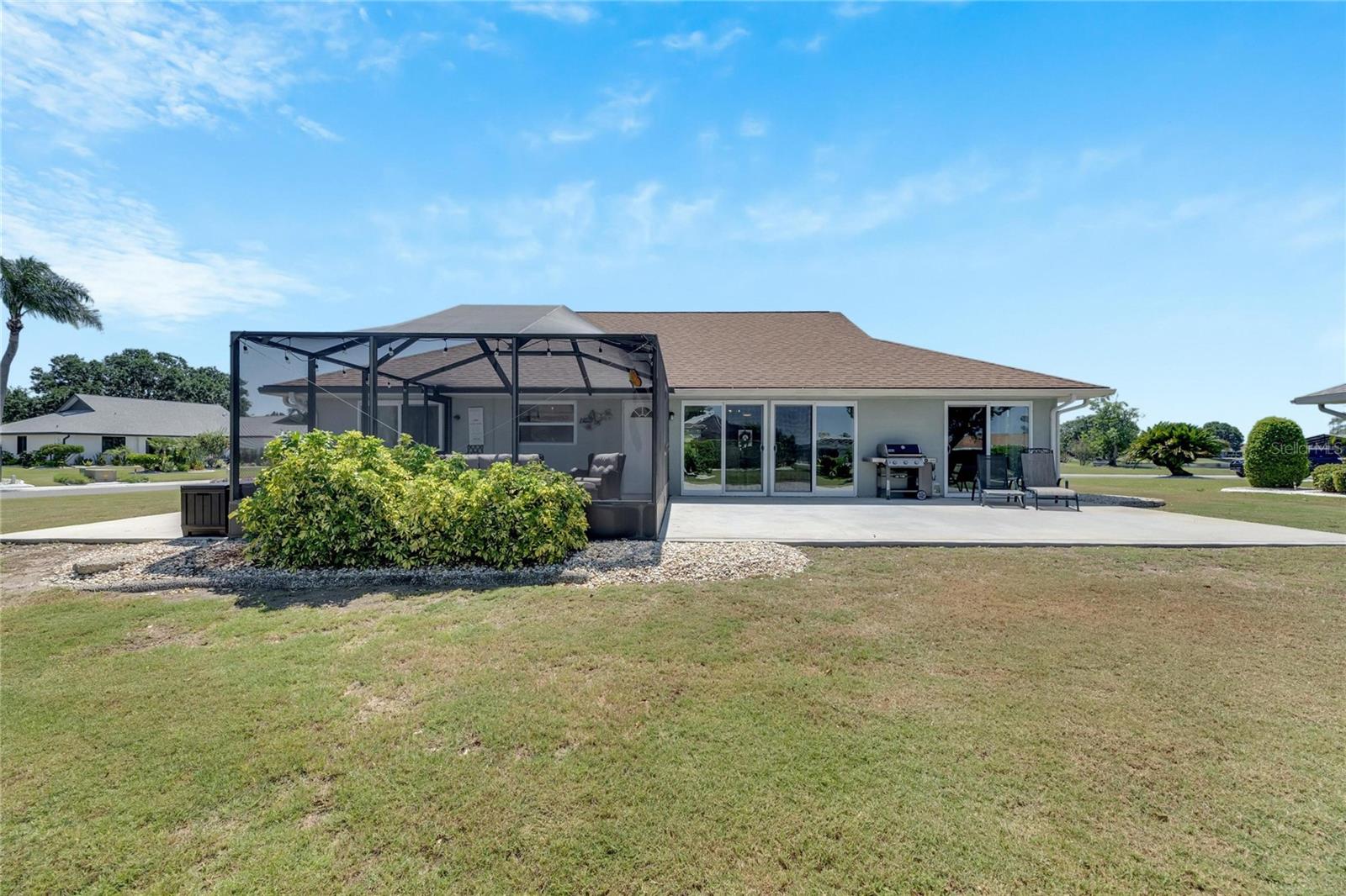2002 E VIEW DR, SUN CITY CENTER, FL, 33573