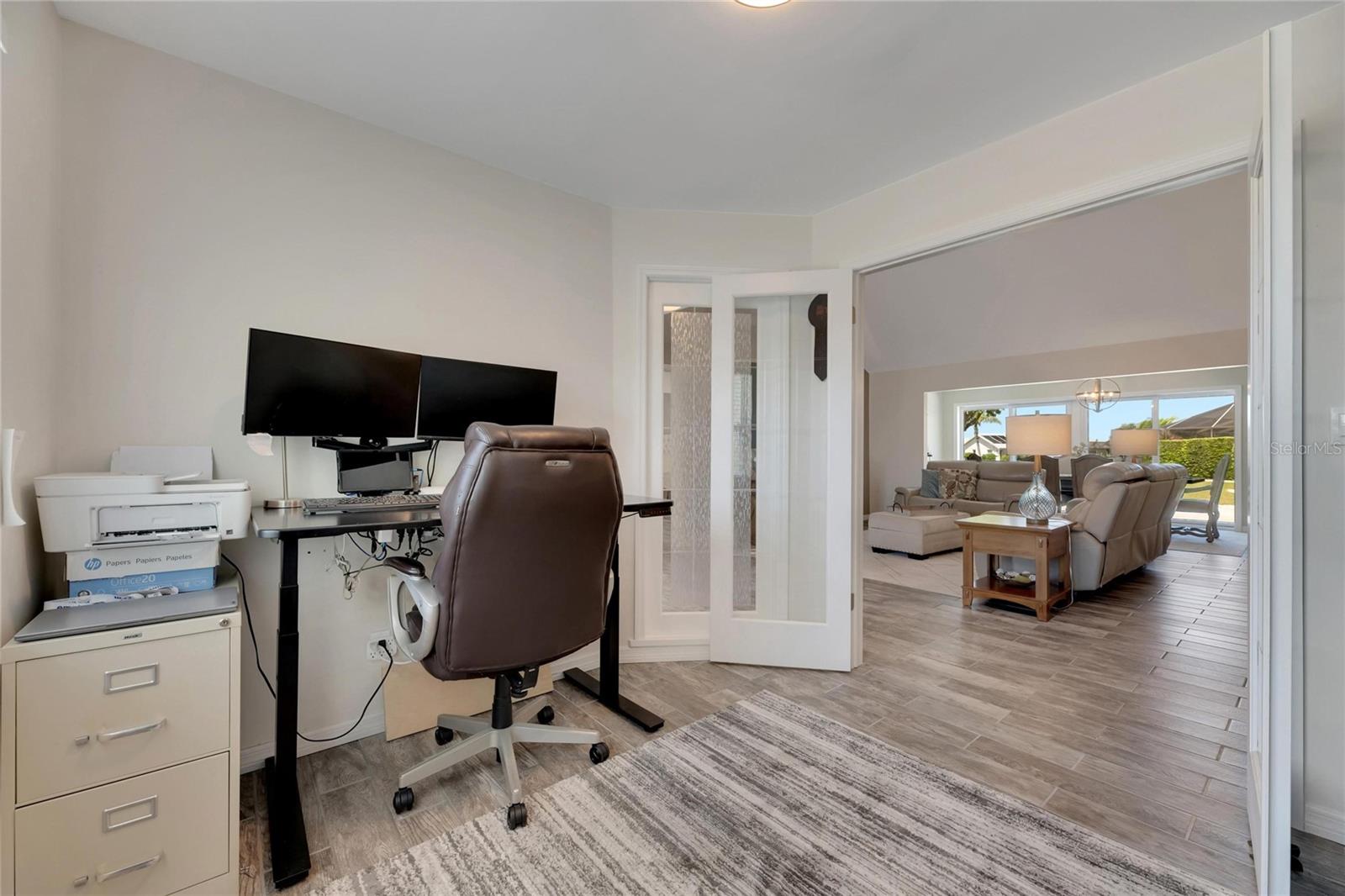 2002 E VIEW DR, SUN CITY CENTER, FL, 33573