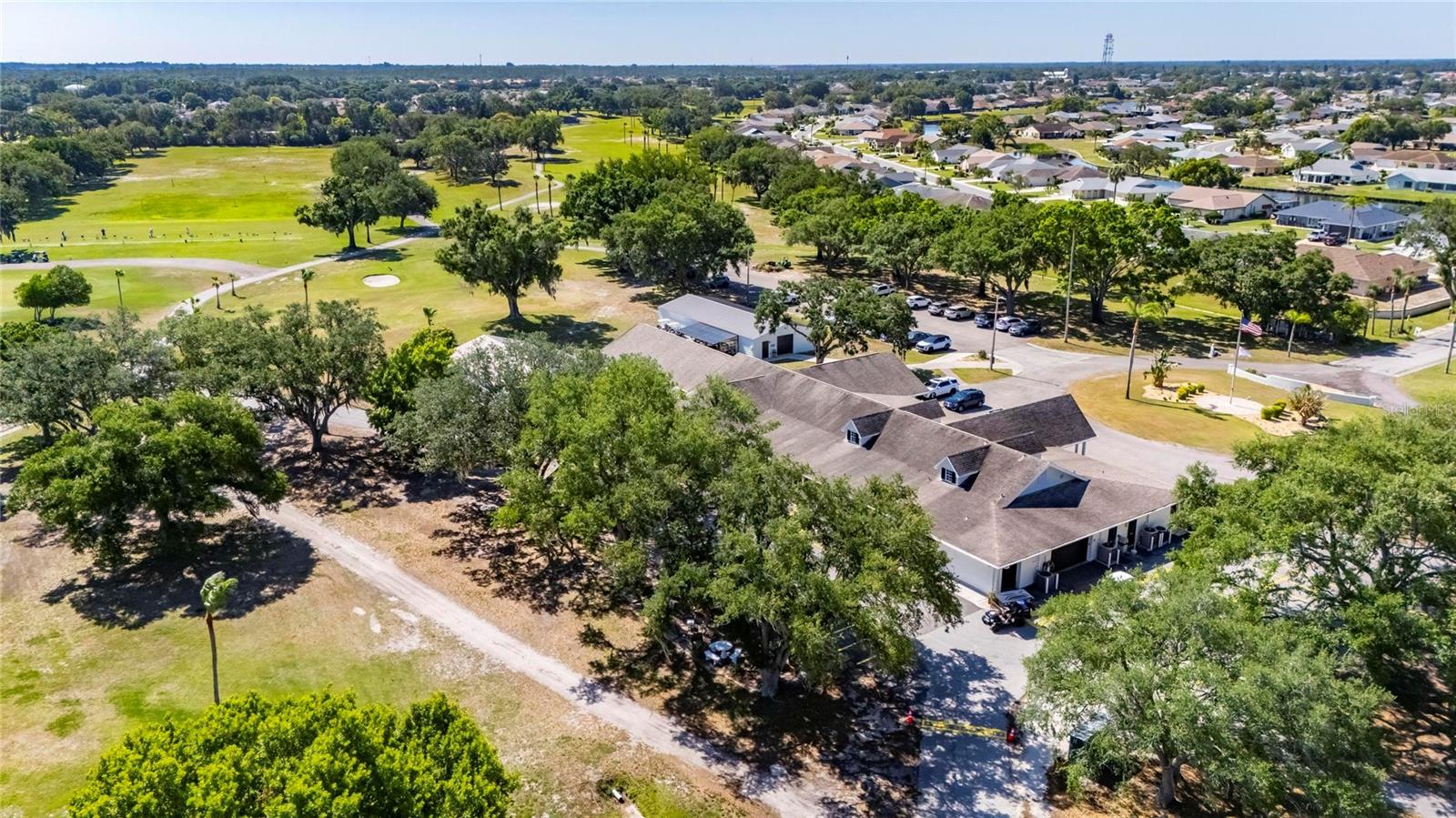 2002 E VIEW DR, SUN CITY CENTER, FL, 33573