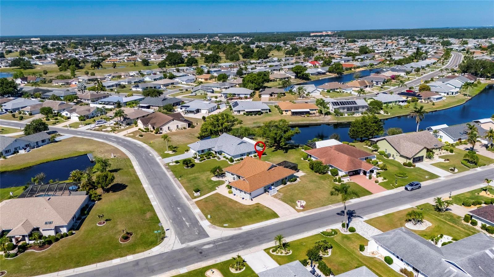 2002 E VIEW DR, SUN CITY CENTER, FL, 33573