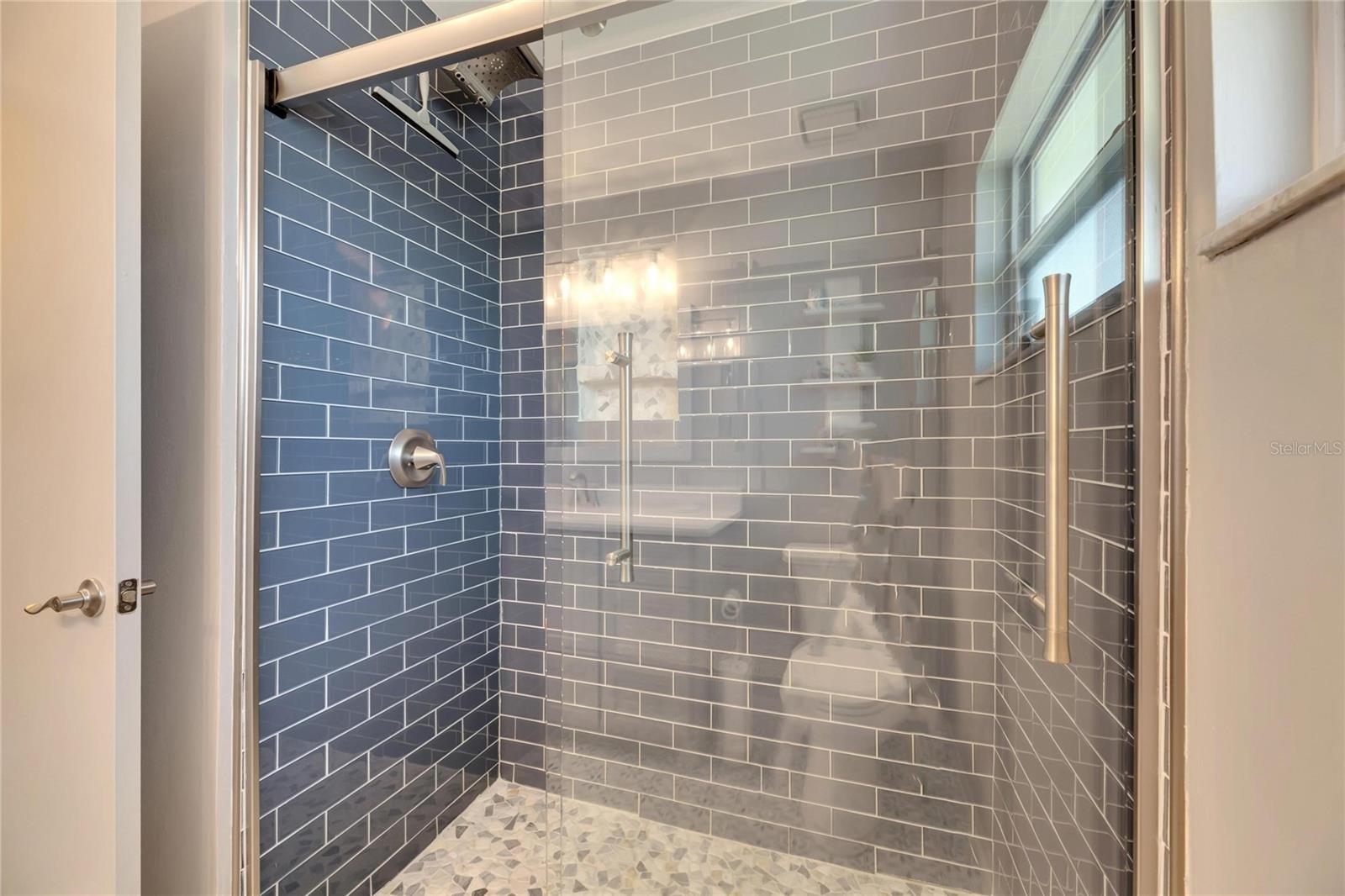 2002 E VIEW DR, SUN CITY CENTER, FL, 33573