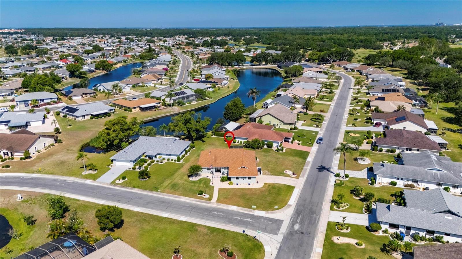 2002 E VIEW DR, SUN CITY CENTER, FL, 33573