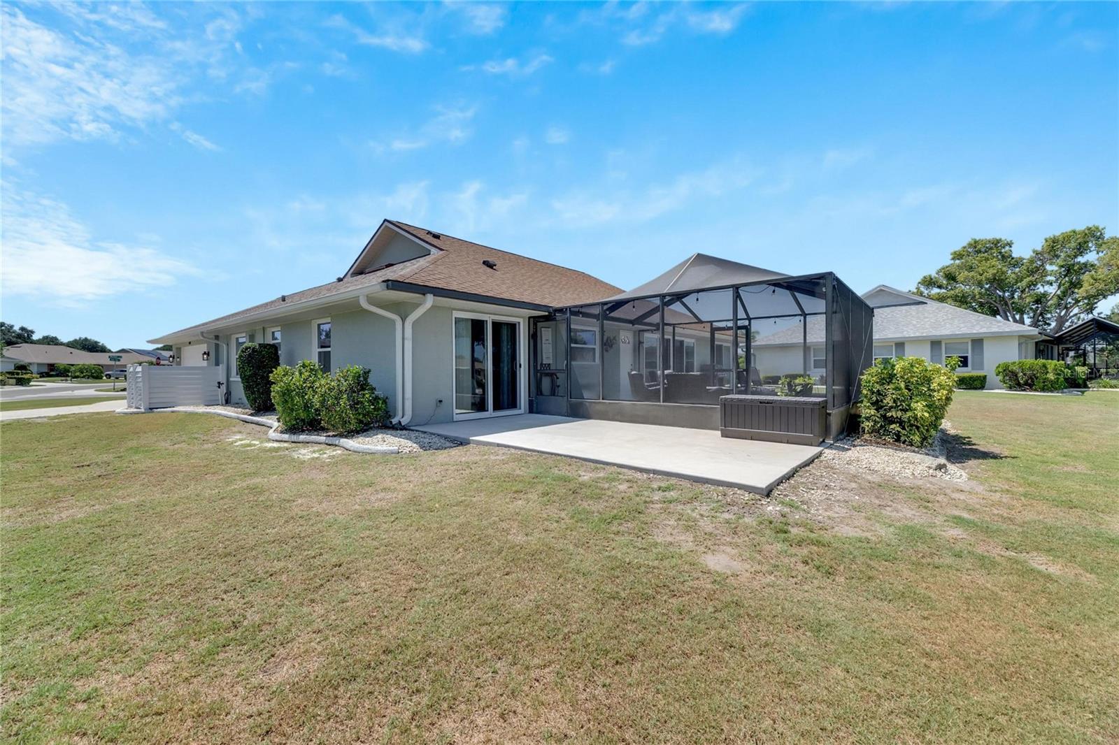 2002 E VIEW DR, SUN CITY CENTER, FL, 33573