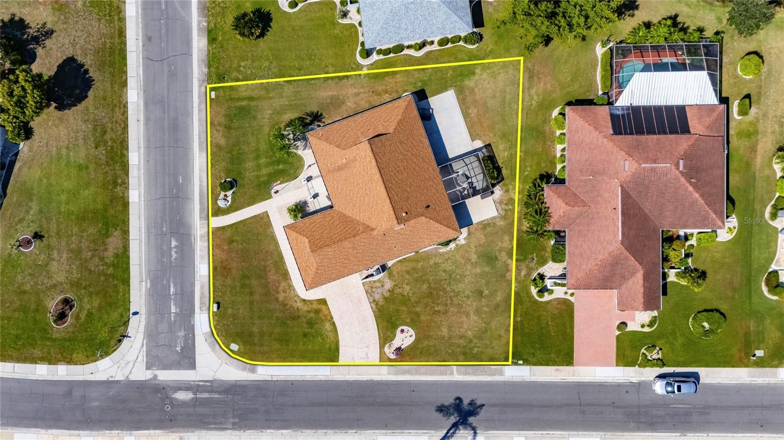 2002 E VIEW DR, SUN CITY CENTER, FL, 33573