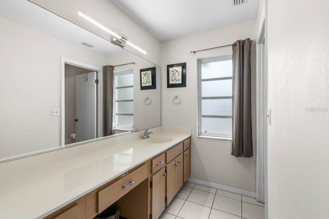 705 WESTMONT WAY, SUN CITY CENTER, FL, 33573