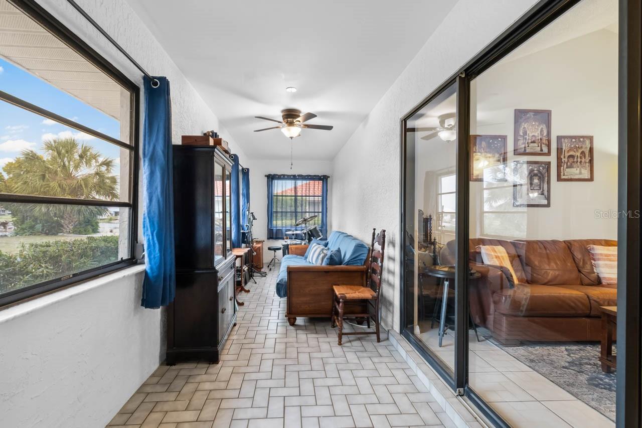 705 WESTMONT WAY, SUN CITY CENTER, FL, 33573