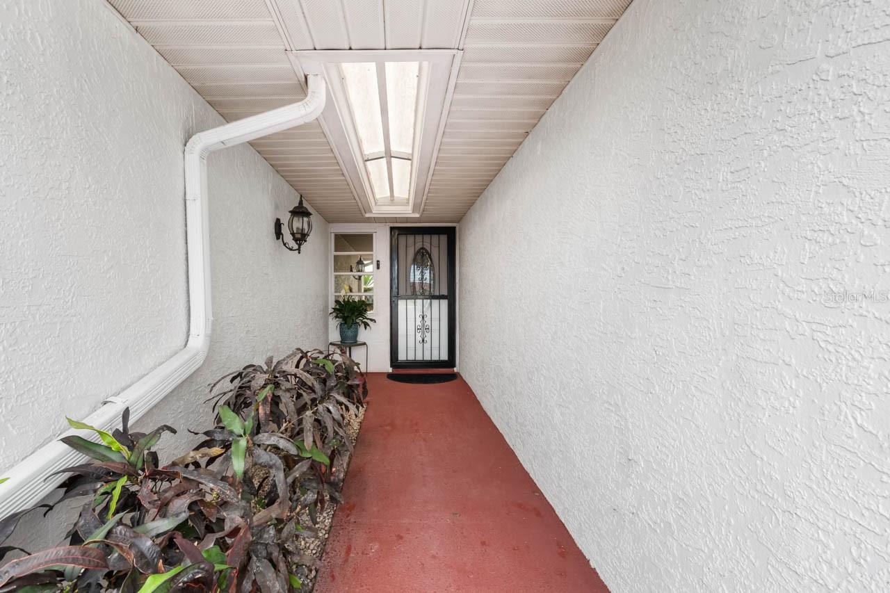 705 WESTMONT WAY, SUN CITY CENTER, FL, 33573