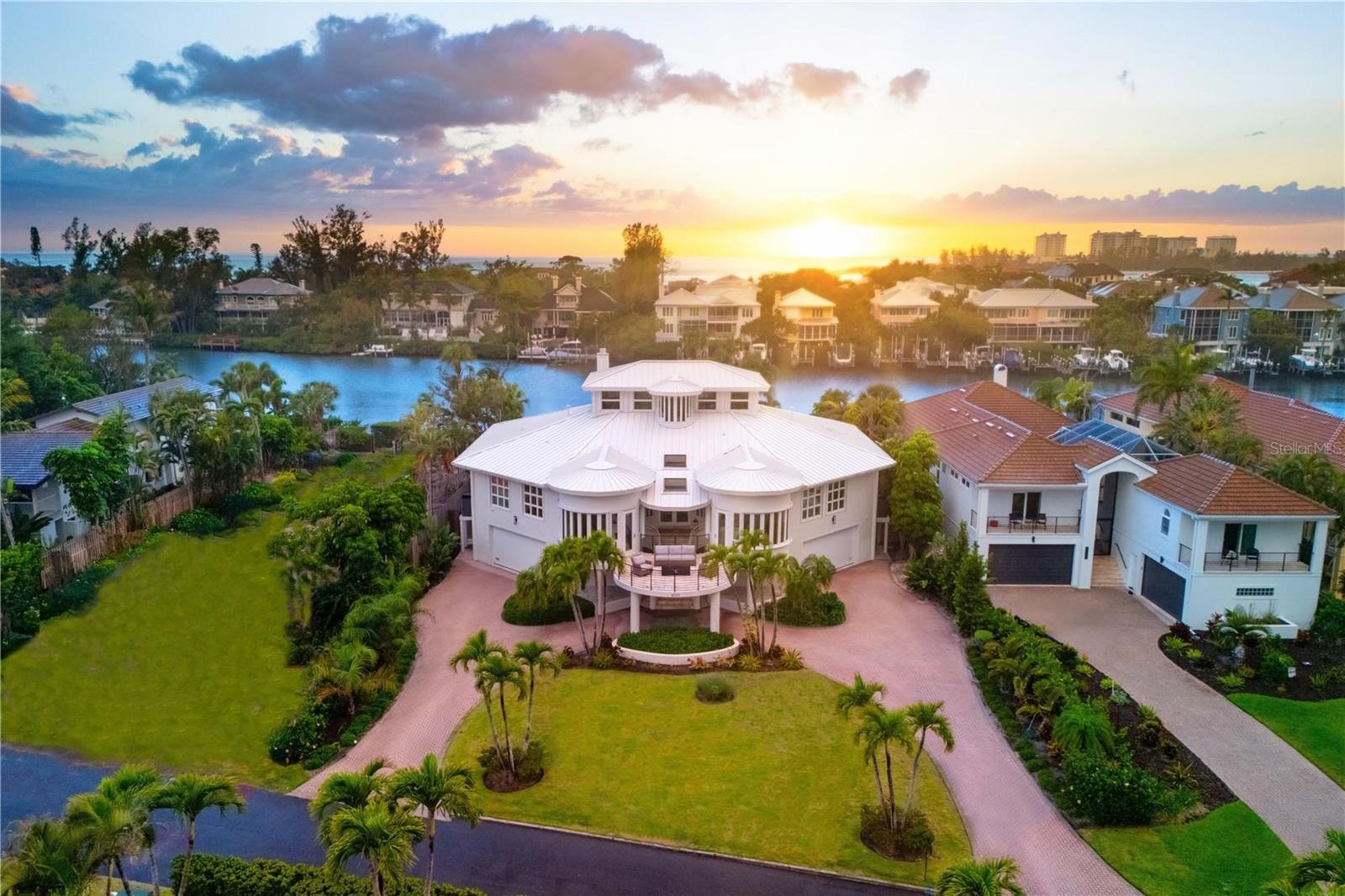 4034 ROBERTS POINT RD, SARASOTA, FL, 34242