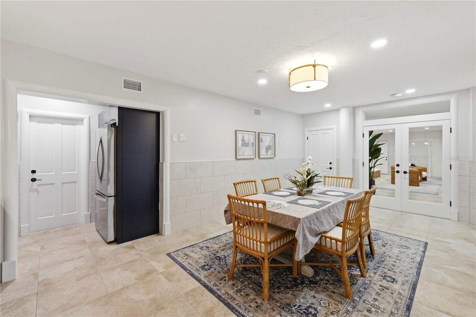 4034 ROBERTS POINT RD, SARASOTA, FL, 34242