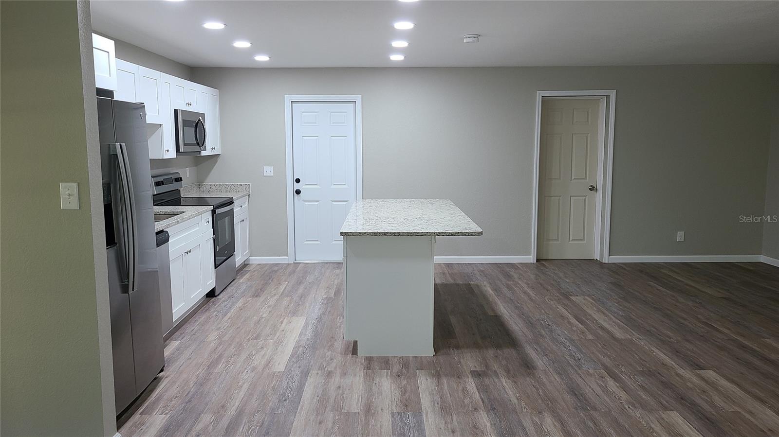 4611 W VILLA ROSA ST, TAMPA, FL, 33611