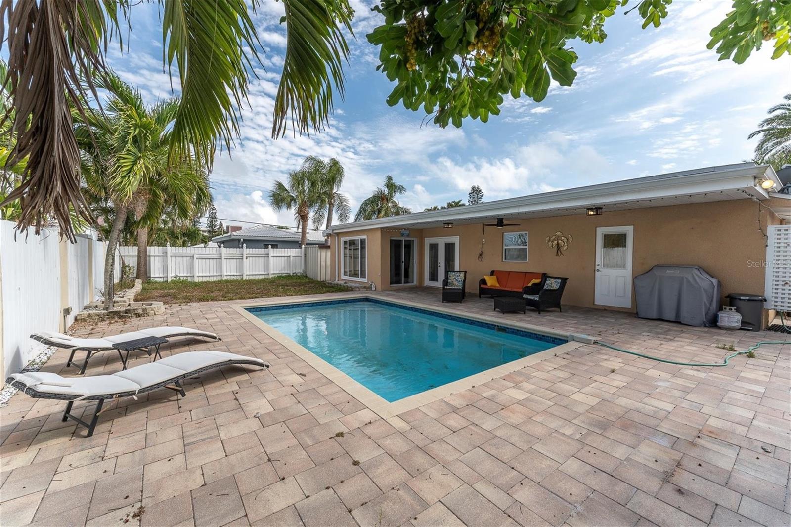 5923 2ND ST E, ST PETE BEACH, FL, 33706