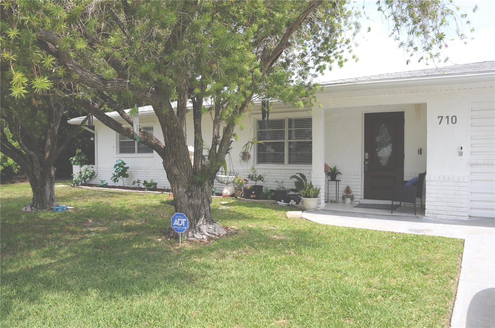 710 AQUI ESTA DR, PUNTA GORDA, FL, 33950