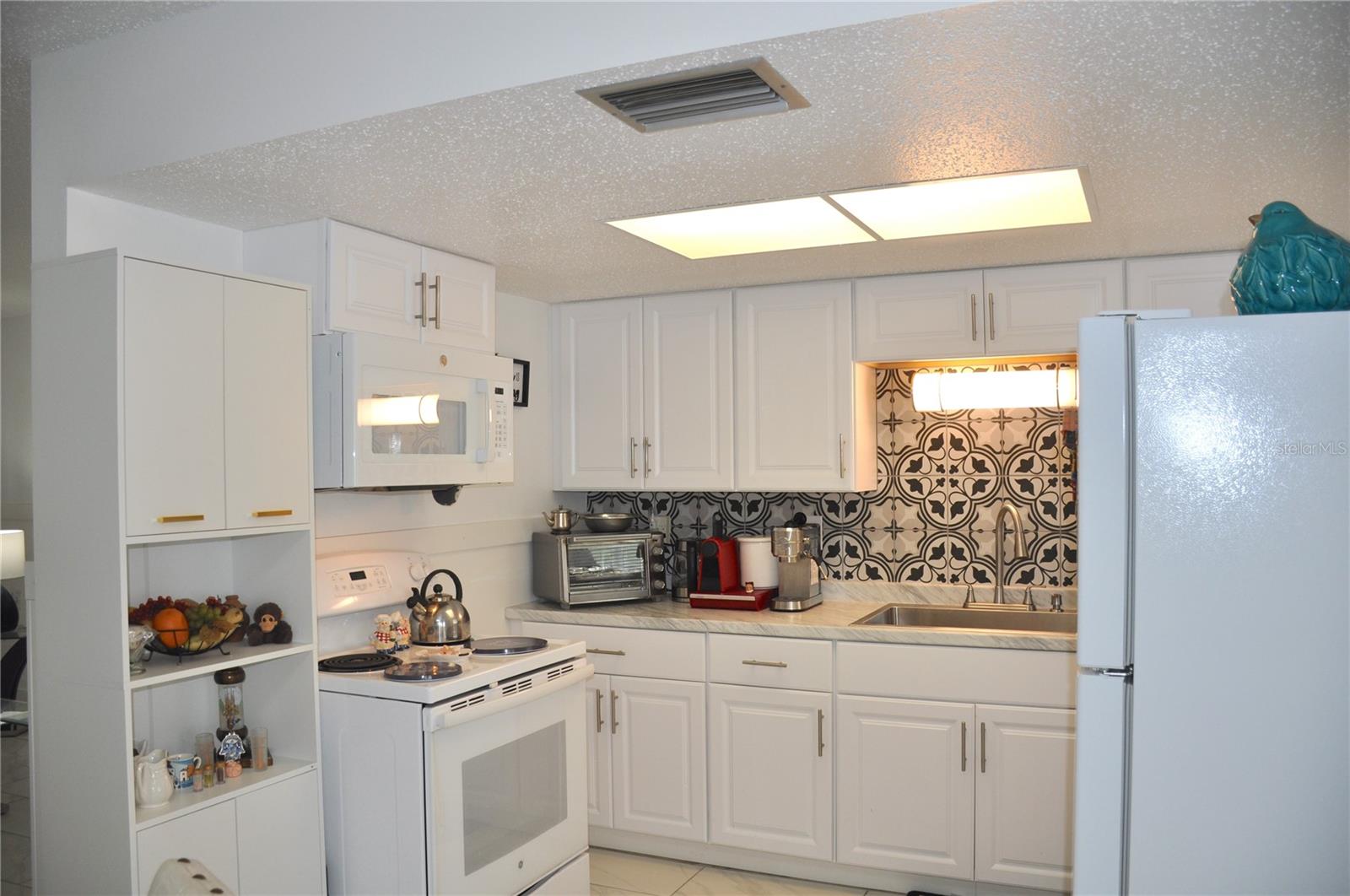 710 AQUI ESTA DR, PUNTA GORDA, FL, 33950