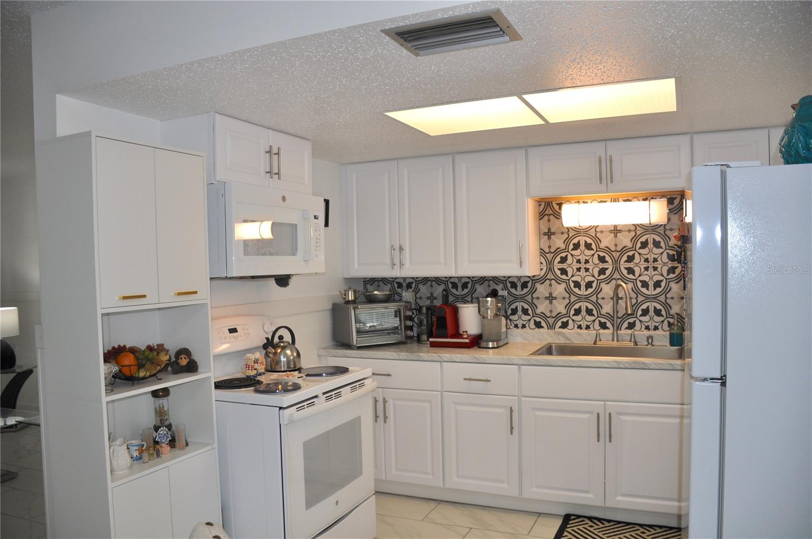 710 AQUI ESTA DR, PUNTA GORDA, FL, 33950