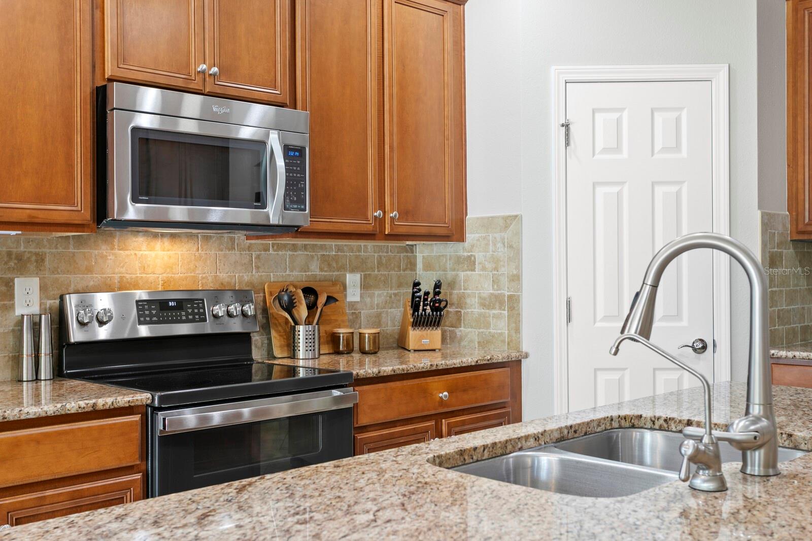 3122 MAJESTIC VIEW DR, LUTZ, FL, 33558