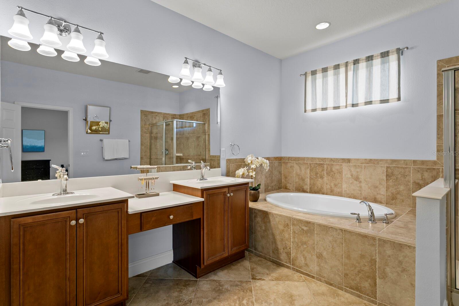 3122 MAJESTIC VIEW DR, LUTZ, FL, 33558