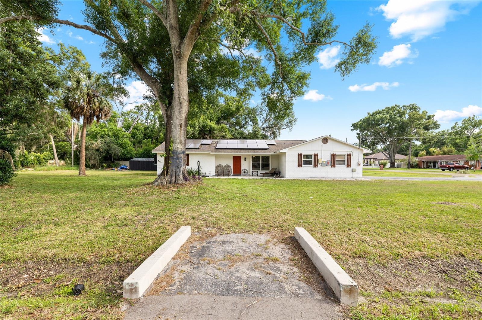 8212 SUNNY VALE PL, TAMPA, FL, 33615